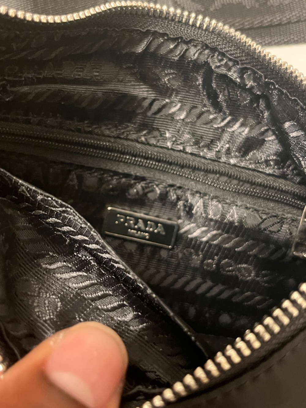 Prada Black Shoulder Bag with Chain and Pouch - Picture 4 of 4